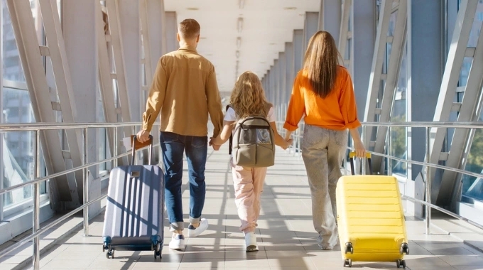 Jakie ubezpieczenie turystyczne wybrać na rodzinny wyjazd za granicę?