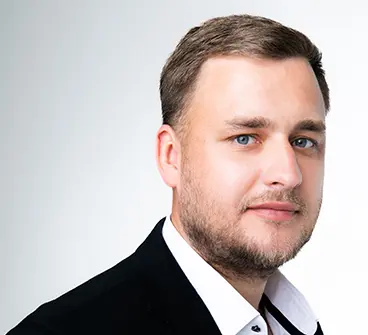 Edgars Korzāns, Dyrektor (FOS) Francja